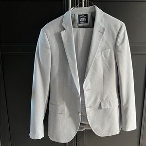 Men's Light Gray suit